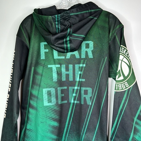 NBA Milwaukee Bucks Fear The Deer Hooded Sweatshirt Size XL Youth - Picture 5 of 10